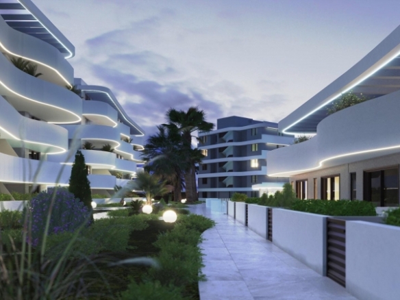 Ático de 2 dormitorios de nueva construcción con gran solarium a la venta en El Raso(Guardamar del Segura)