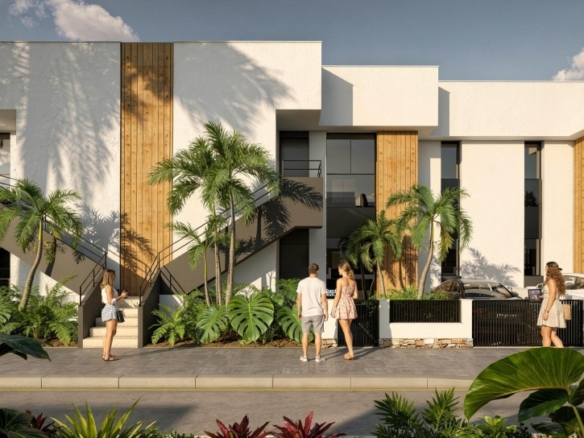 Bungalow de planta alta con 3 dormitorios y solarium privado en Condado de Alhama Golf Resort, Murcia