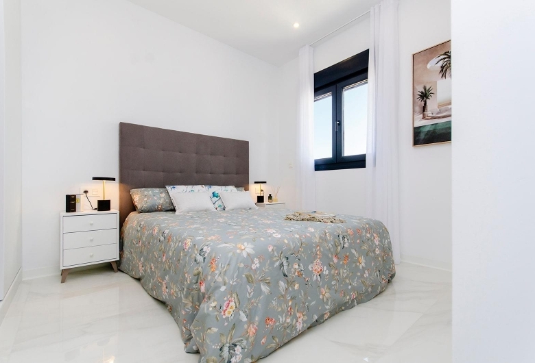 Villa adosada de 3 dormitorios con piscina privada a la venta en Vistabella Golf Resort