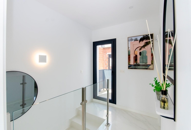 Villa adosada de 3 dormitorios con piscina privada a la venta en Vistabella Golf Resort