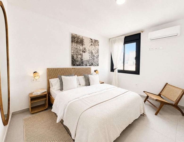 Villa adosada con 3 dormitorios lista para entrar a vivir en Altaona Golf Resort, Murcia