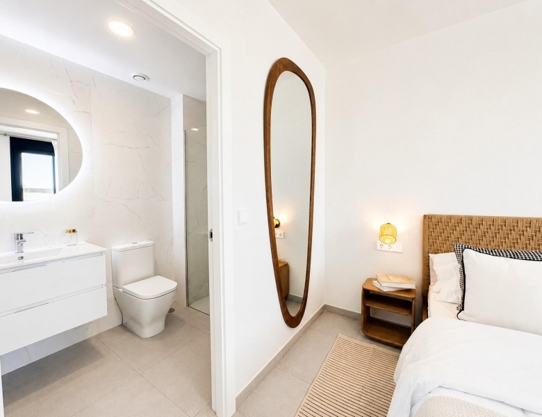 Villa adosada con 3 dormitorios lista para entrar a vivir en Altaona Golf Resort, Murcia