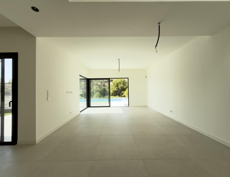 Villa independiente de 3 domitorios lista para entrar a vivir en Finestrat(Alicante)
