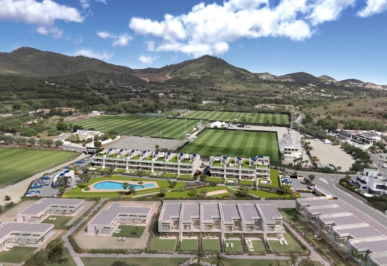 Bungalow planta baja de 3 dormitorios a la venta en La Manga Club