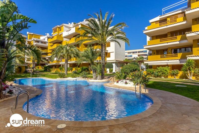 g_43609-31-29 Apartamento en Torrevieja