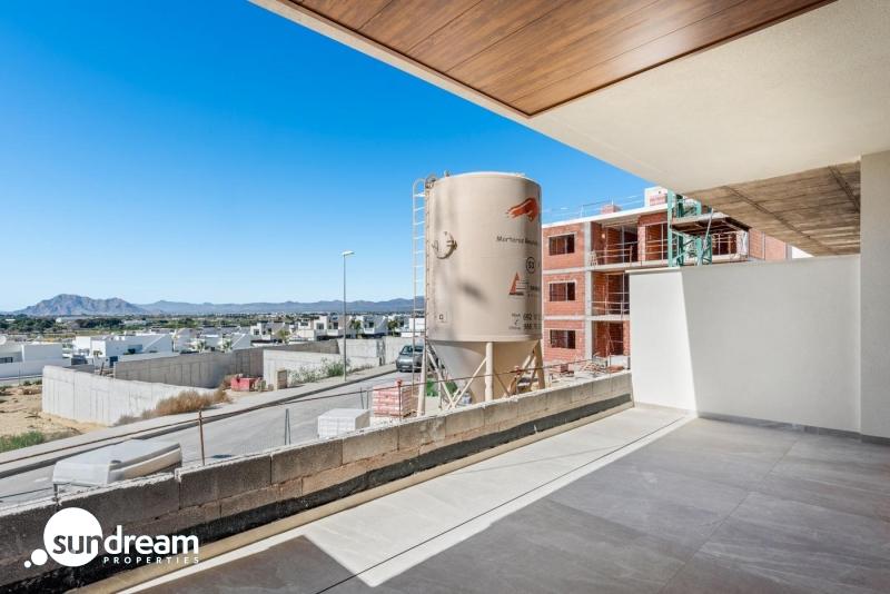 Ático de 3 dormitorios llave en mano con solarium privado a la venta en Benijófar(Alicante)