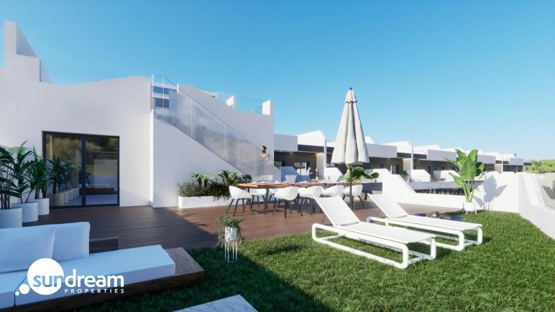 Ático de 3 dormitorios llave en mano con solarium privado a la venta en Benijófar(Alicante)