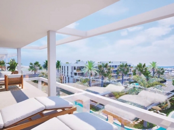 Ático de 3 dormitorios con amplia terraza y solarium en Mar de Cristal(Cartagena)