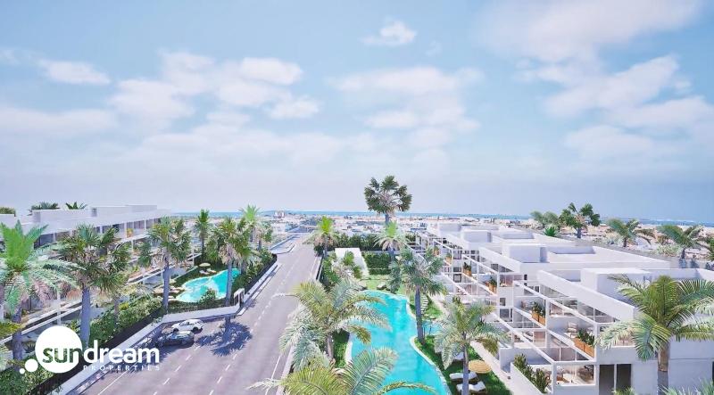 Ático de 3 dormitorios con amplia terraza y solarium en Mar de Cristal(Cartagena)
