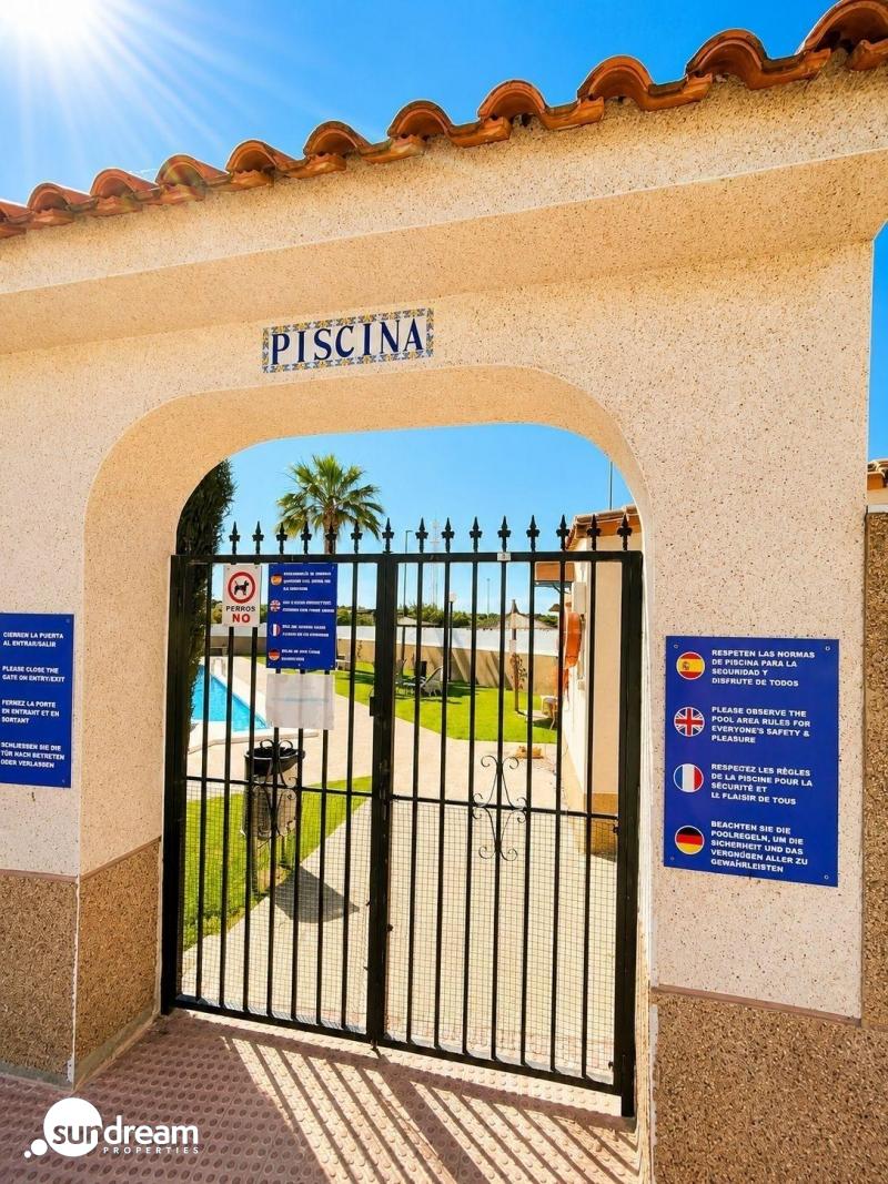 g_43629-72-34 Encantadora vivienda de esquina con 2 dormitorios y orientación sur en Montebello – Algorfa