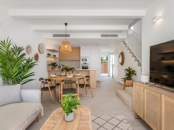 Bungalow de planta baja con jardín a la venta en Dolores