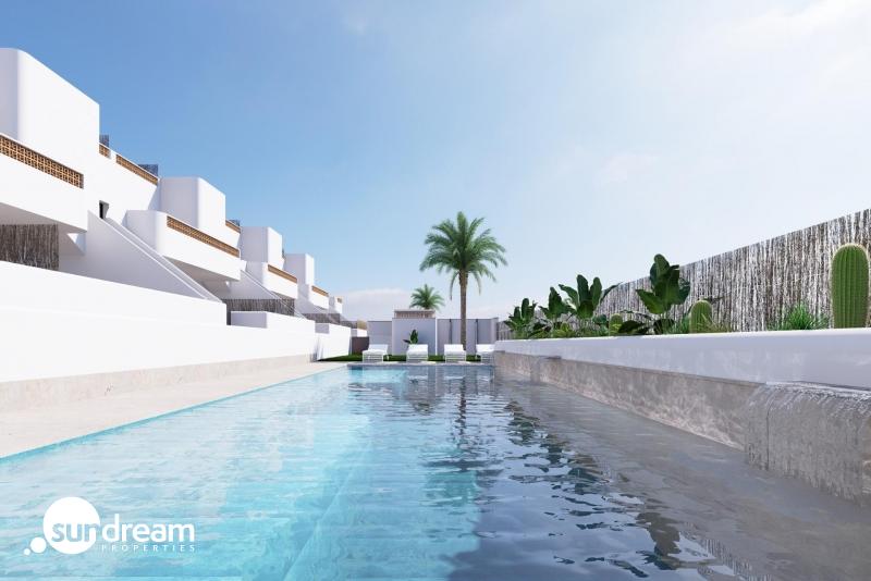 g_43645-13-21 Bungalow de planta baja con jardín a la venta en Dolores