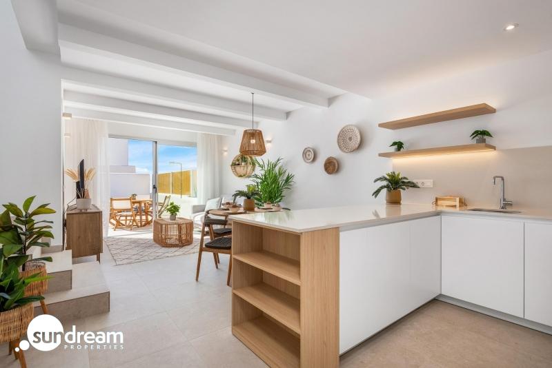Bungalow de planta baja con jardín a la venta en Dolores