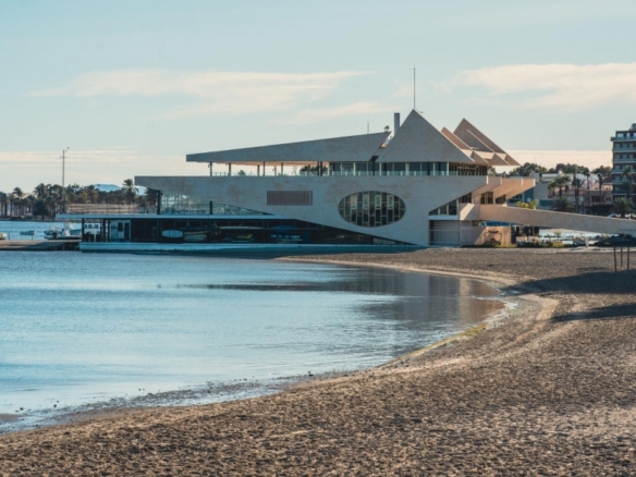 Apartamento de 2 dormitorios en primera planta a solo 500 metros de la playa en venta en Lo pagan(San Pedro del Pinatar)