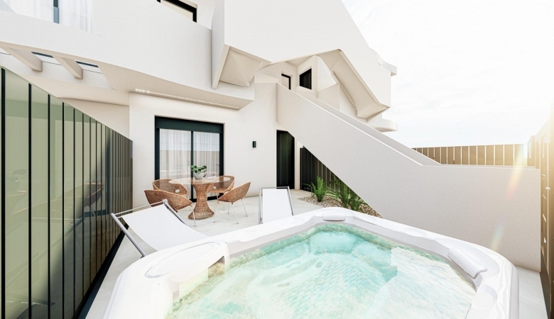 Bungalow de planta baja con 2 dormitorios a 800 m de la playa en San Pedro del Pinatar