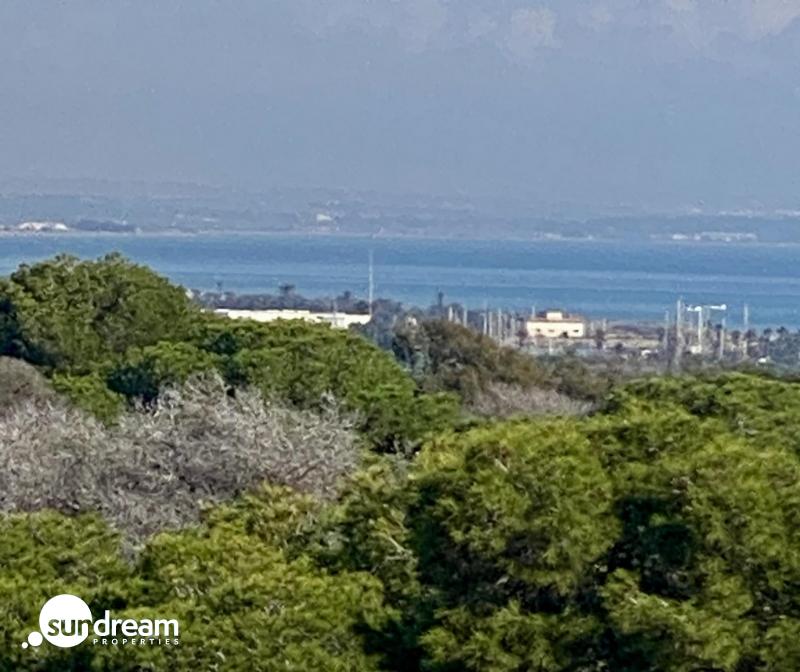 Apartamento de nueva construcción de 2 dormitorios cerca de la playa y el pinar en Guardamar del Segura