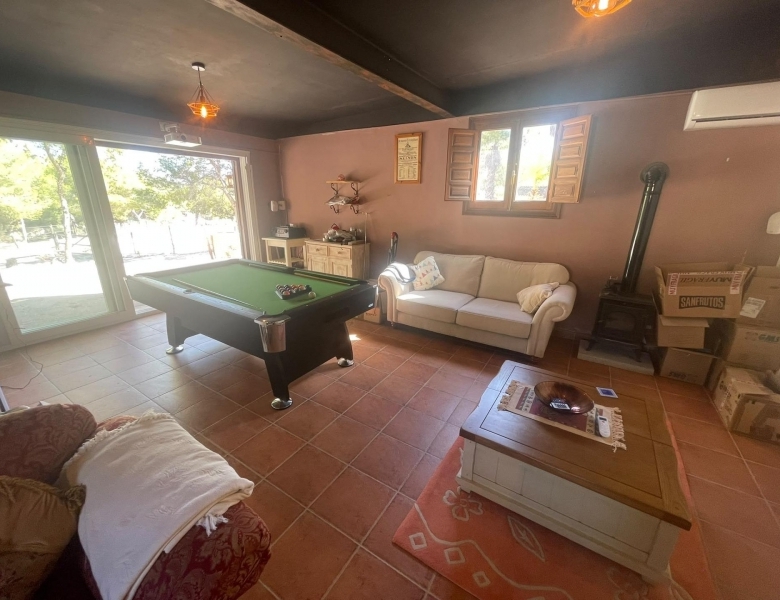 FINCA ECUESTRE MEDITERRÁNEA CERCA DEL LAGO EN TORREMENDO – ALICANTE
