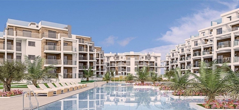 Ático en venta con piscina en playa l’Estanyo Denia