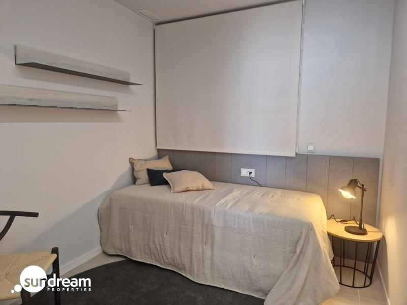 Ático en venta con piscina en playa l’Estanyo Denia