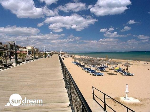 Ático en venta obra nueva con garaje en playa Torrevieja