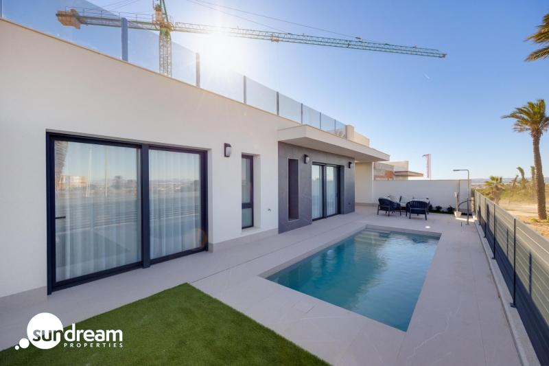 g_39380-14-1 Villas de obra nueva en venta con piscina Torrevieja