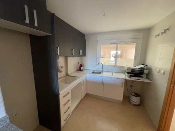 Piso en venta con 2 habitaciones y piscina en Cabo Roig