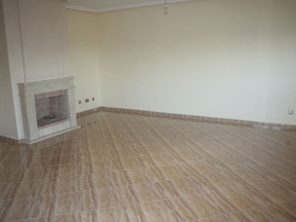 Fantástico Chalet Estilo Mediterráneo en Los Altos de Torrevieja con 3 Dormitorios y 4 Baños