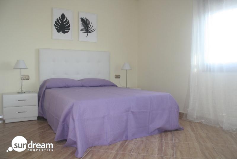 Fantástico Chalet Estilo Mediterráneo en Los Altos de Torrevieja con 3 Dormitorios y 4 Baños