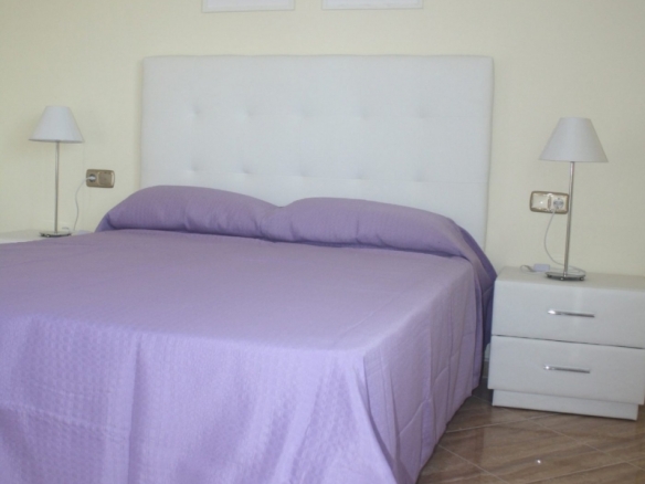 Fantástico Chalet Estilo Mediterráneo en Los Altos de Torrevieja con 3 Dormitorios y 4 Baños