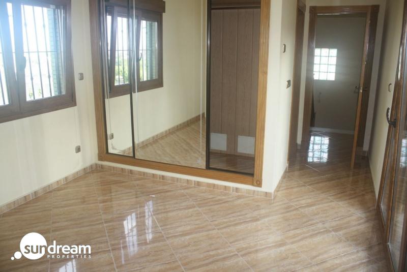 Fantástico Chalet Estilo Mediterráneo en Los Altos de Torrevieja con 3 Dormitorios y 4 Baños