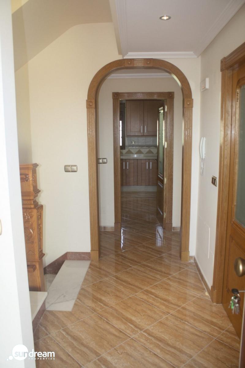 Fantástico Chalet Estilo Mediterráneo en Los Altos de Torrevieja con 3 Dormitorios y 4 Baños