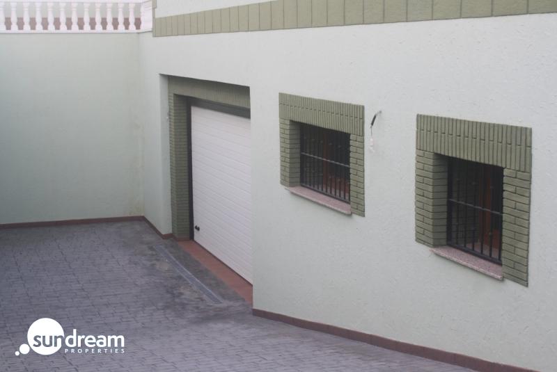 Fantástico Chalet Estilo Mediterráneo en Los Altos de Torrevieja con 3 Dormitorios y 4 Baños