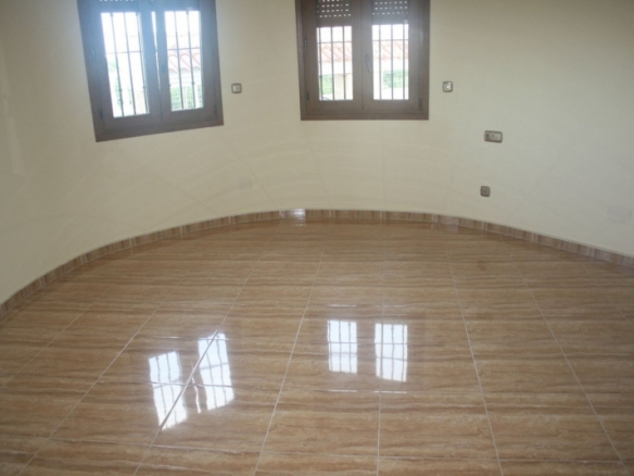Fantástico Chalet Estilo Mediterráneo en Los Altos de Torrevieja con 3 Dormitorios y 4 Baños