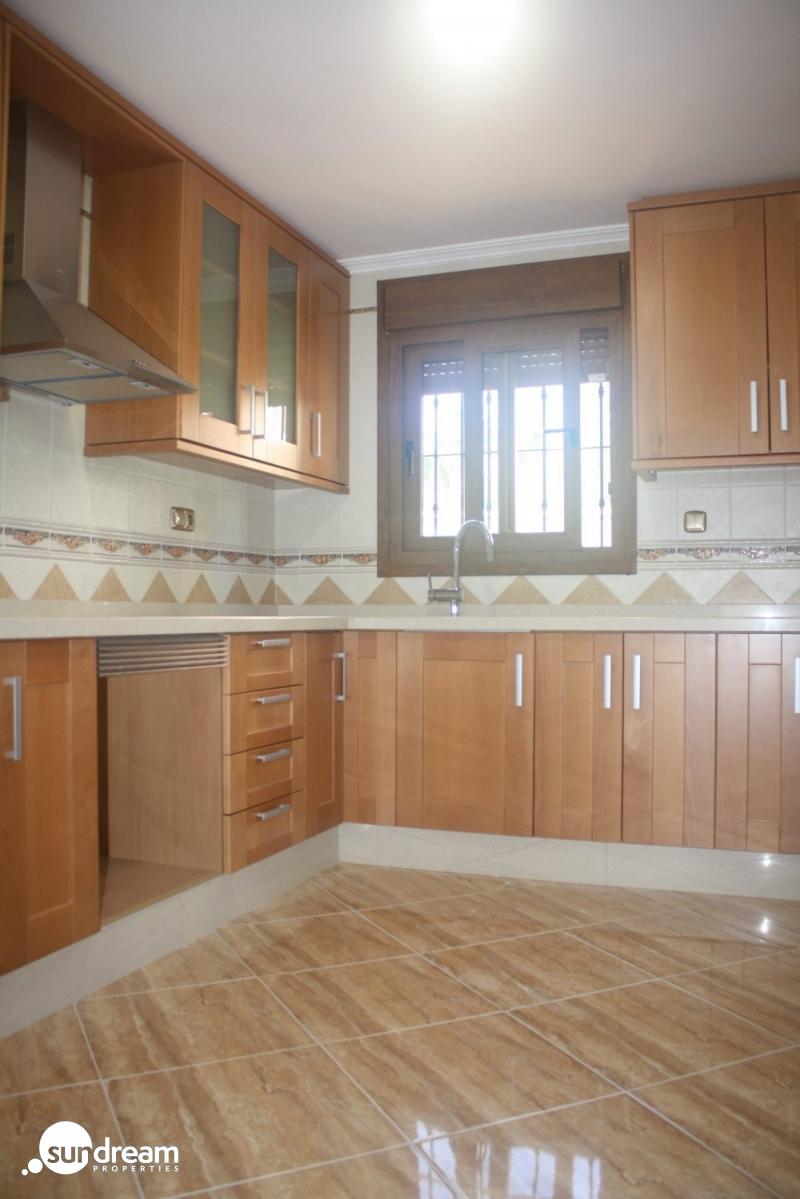 g_39471-3-8 Fantástico Chalet Estilo Mediterráneo en Los Altos de Torrevieja con 3 Dormitorios y 4 Baños