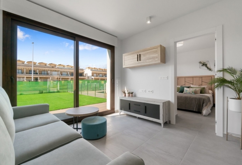 RESIDENCIAL CON BUNGALOWS CON PISCINA COMUNITARIA EN SAN PEDRO DEL PINATAR!!!