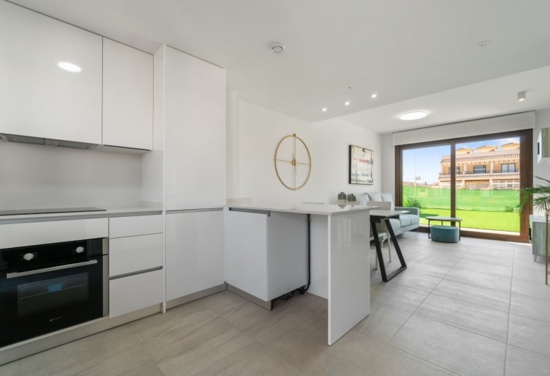 RESIDENCIAL CON BUNGALOWS CON PISCINA COMUNITARIA EN SAN PEDRO DEL PINATAR!!!