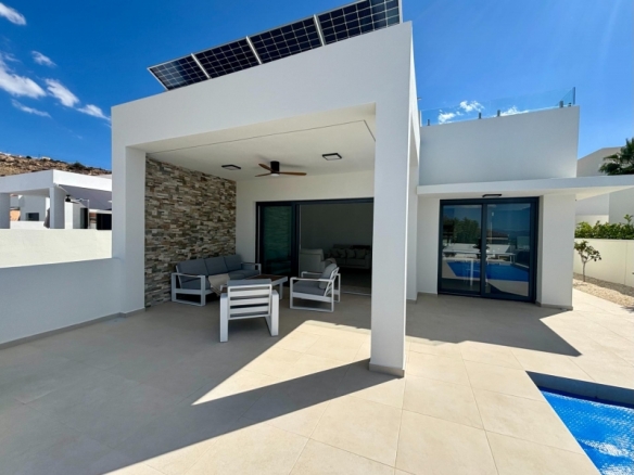 VILLA DE UNA PLANTA, TOTALMENTE PERSONALIZABLE EN CIUDAD QUESADA
