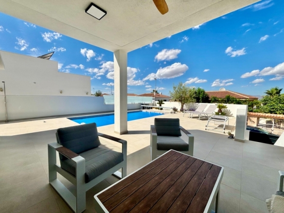 VILLA DE UNA PLANTA, TOTALMENTE PERSONALIZABLE EN CIUDAD QUESADA