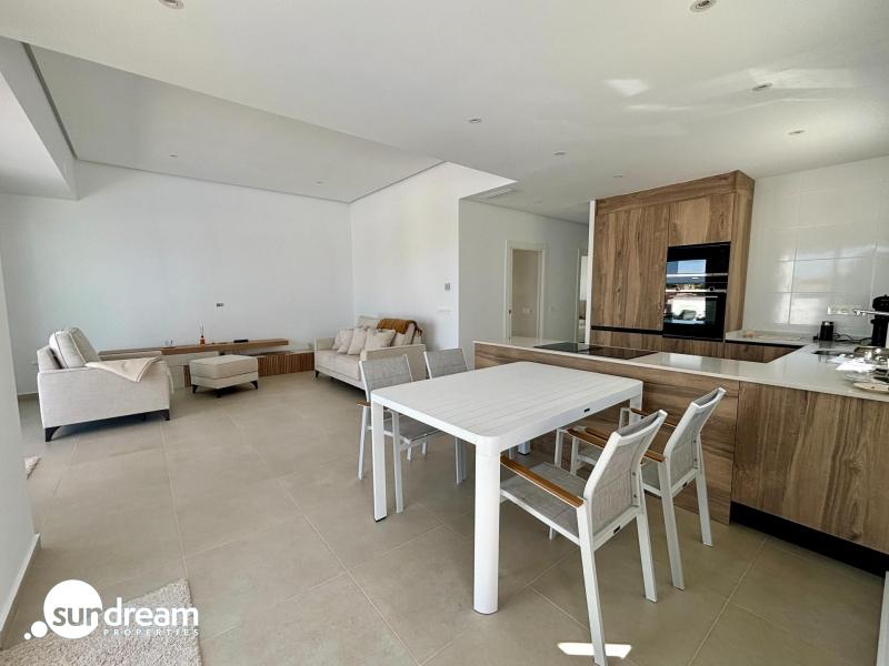 VILLA DE UNA PLANTA, TOTALMENTE PERSONALIZABLE EN CIUDAD QUESADA