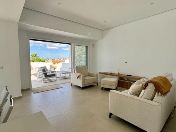 VILLA DE UNA PLANTA, TOTALMENTE PERSONALIZABLE EN CIUDAD QUESADA