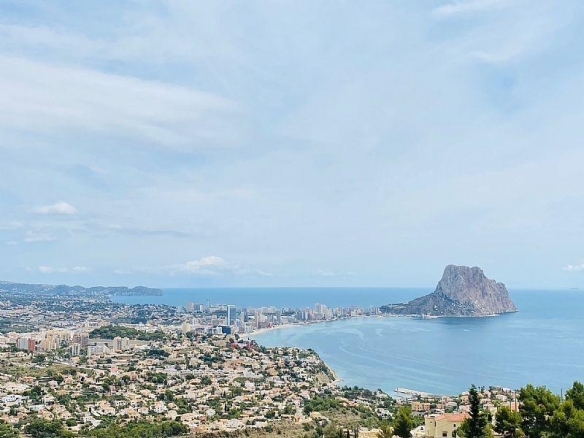 VILLA EXCLUSIVA CON VISTAS ESPECTACULARES EN CALPE