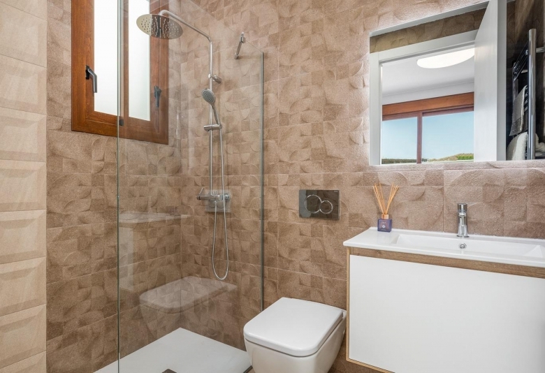 ESTUPENDA VILLA DE 3 DORM. DE NUEVA CONSTRUCCIÓN EN VERA, ALMERIA