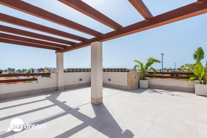 ESTUPENDA VILLA DE 3 DORM. DE NUEVA CONSTRUCCIÓN EN VERA, ALMERIA