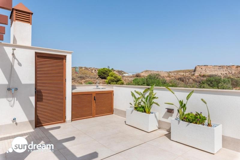 ESTUPENDA VILLA DE 3 DORM. DE NUEVA CONSTRUCCIÓN EN VERA, ALMERIA