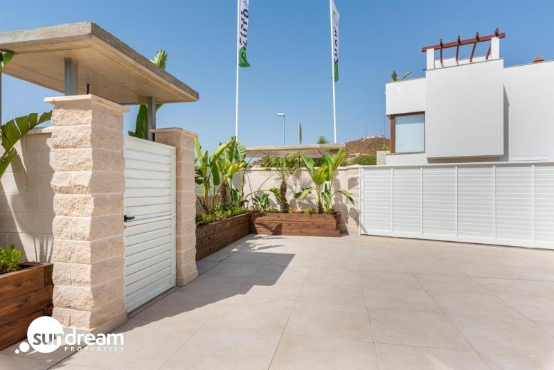 g_39664-7-30 ESTUPENDA VILLA DE 3 DORM. DE NUEVA CONSTRUCCIÓN EN VERA, ALMERIA