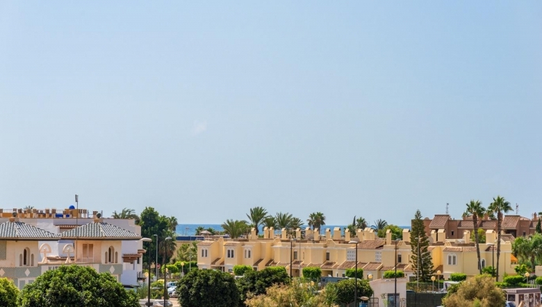 ESTUPENDA VILLA DE 3 DORM. DE NUEVA CONSTRUCCIÓN EN VERA, ALMERIA