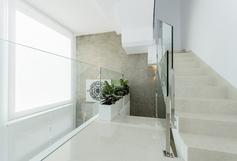 PRECIOSA VILLA MODERNA DE 3 DORM. DE NUEVA CONSTRUCCIÓN EN VERA, ALMERIA
