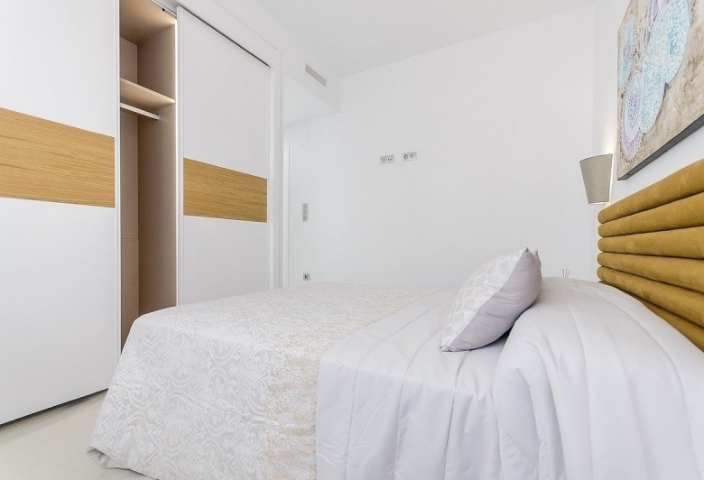 PRECIOSA VILLA MODERNA DE 3 DORM. DE NUEVA CONSTRUCCIÓN EN VERA, ALMERIA