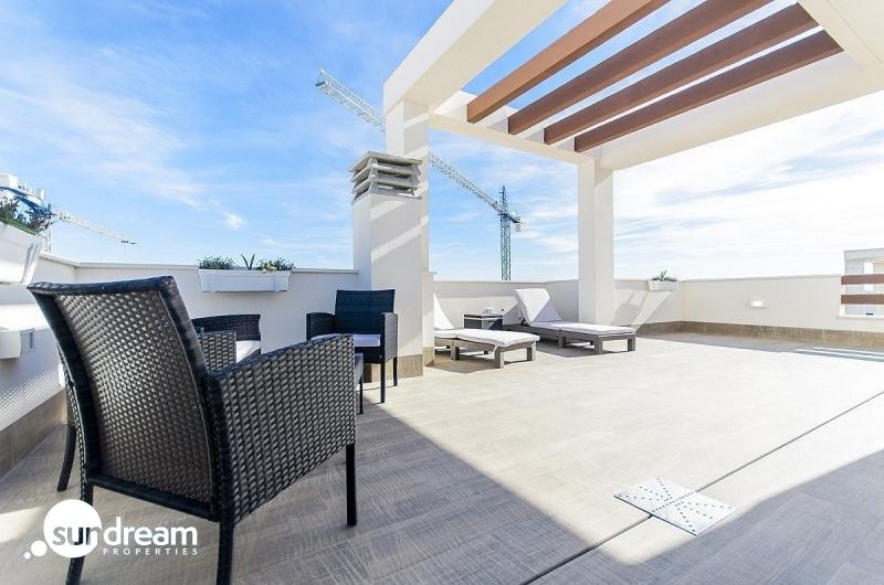 PRECIOSA VILLA MODERNA DE 3 DORM. DE NUEVA CONSTRUCCIÓN EN VERA, ALMERIA
