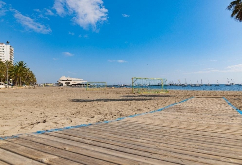 ADOSADOS DE NUEVA CONSTRUCCIÓN EN SANTIAGO DE LA RIBERA
